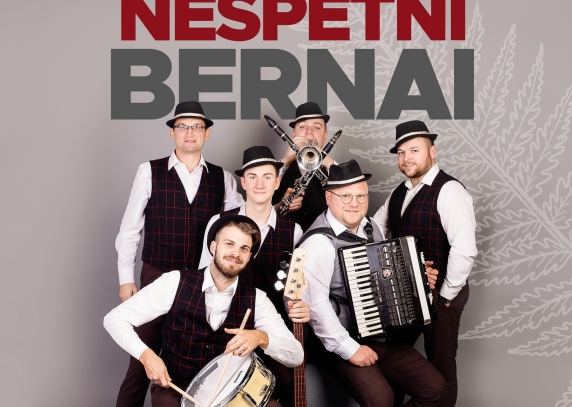 Ansamblio „Nešpėtni bernai“ koncertas